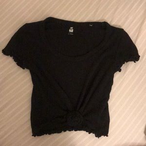 Small ruffled sleeve crop top from pacsun!